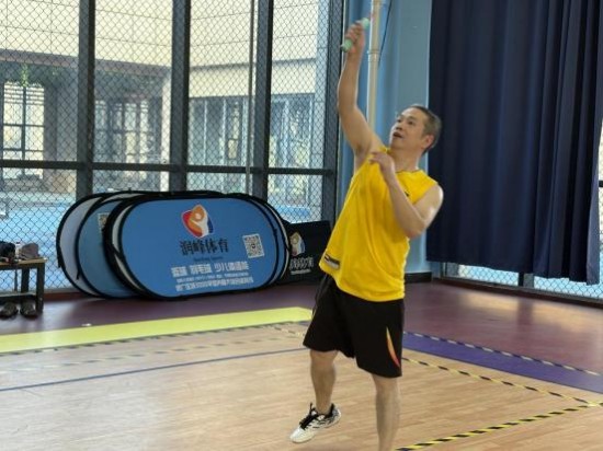 公司组织发展羽毛球活动系列活动广受好评
